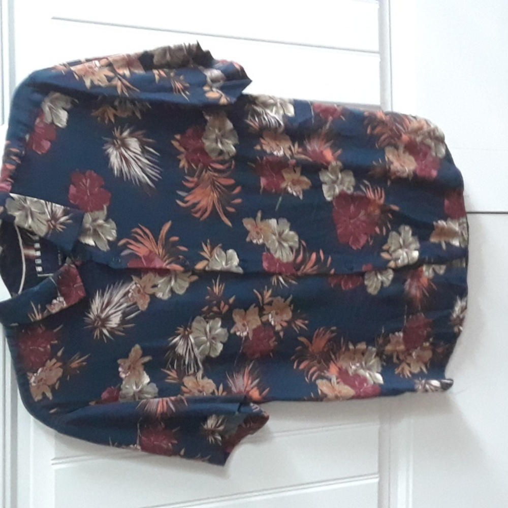 Men's Denim & Flower Button Down Shirt Size M